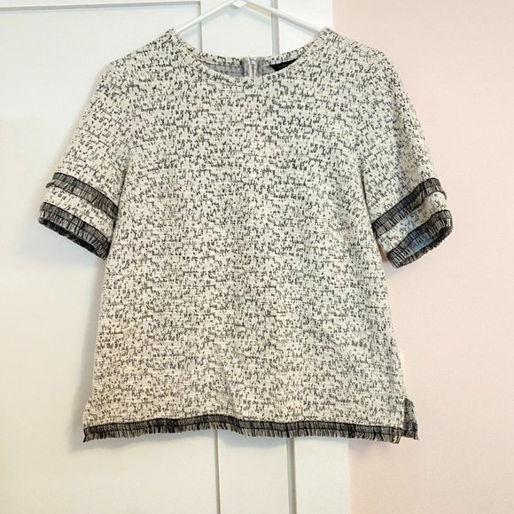 Banana Republic Tops - Banana Republic Crew Neck Short Sleeve Fringe Detail Black White S